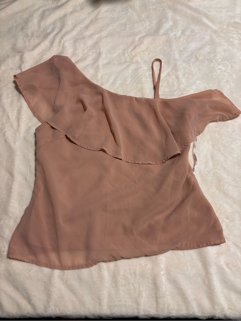 Guess One-Shoulder Ruffle Camisole in Mauve Pink